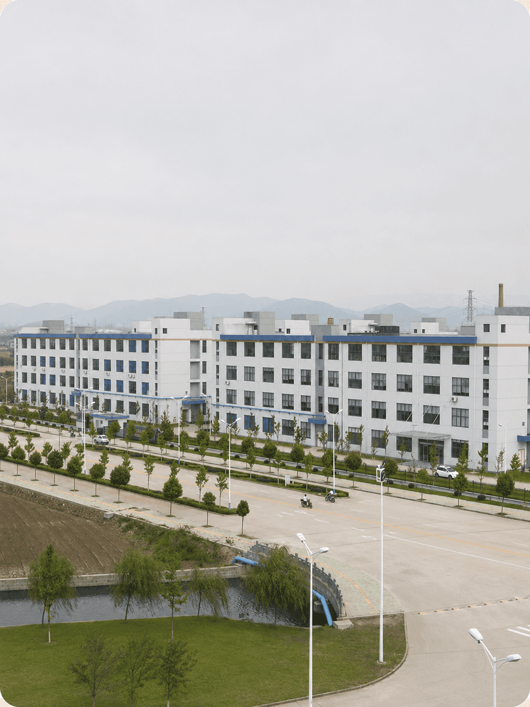 Hilliver team and knitting production environment